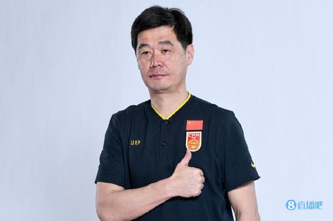 美女尿